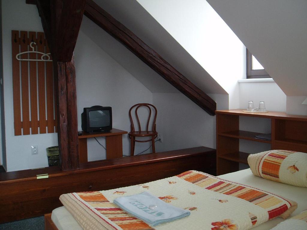Restaurace A Penzion Ceska Hospoda Hermanice  Room photo